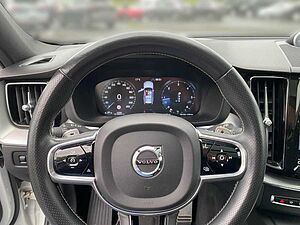 Volvo  D5 AWD R Design Bowers Wilkins Standheizung